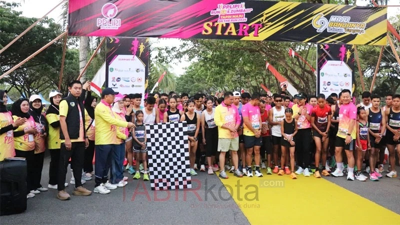 Lepas Peserta Tapin Maju On The Run, Wabup Tapin Harap Menginspirasi Penerapan Hidup Sehat