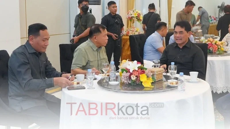 Bupati Barito Utara, H Shalahuddin pada acara ramah tamah kunjungan Pangdam XXII/Tambun Bungai, Mayjen TNI Zainul Arifin (foto: TABIRkota/diskominfosandi)