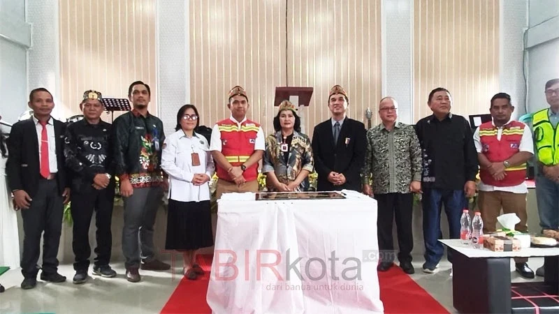 Peresmian Gereja GPdI Pendreh yang dibangun menggunakan dana CSR PT SMM yang disalurkan secara multi-years (foto: TABIRkota/ist)