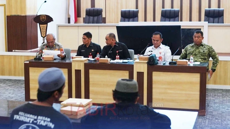 Dengan persiapan yang matang, diharapkan Tabligh Akbar bersama Ustadz Abdul Somad akan berjalan lancar, aman dan tertib (foto: TABIRkota/diskominfo)